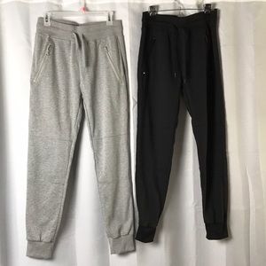 Joggers 2 pair. 1 black 1 grey size medium